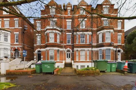 Shorncliffe Road, Folkestone 1 bed apartment for sale