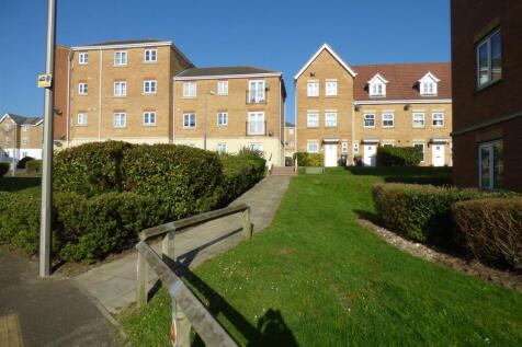 Ambleside, Purfleet RM19 2 bed apartment for sale
