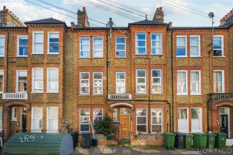 Tremadoc Road, Clapham, London 1 bed apartment for sale