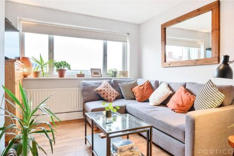 Fairfield Street, London 2 bed apartment for sale