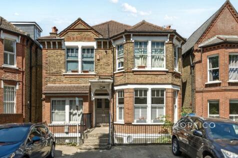 Palace Road, London 1 bed maisonette for sale