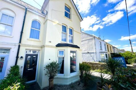 4 bedroom semi-detached house for sale