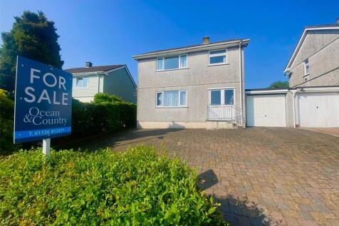 4 bedroom link detached house for sale