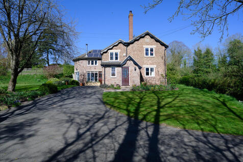 How Caple with garden office and studio 3 bed detached house for sale