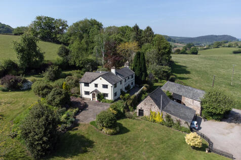 Hope Mansell with Large Gardens 5 bed detached house for sale