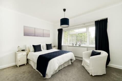 Hermon Hill, Wanstead 2 bed apartment for sale