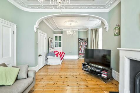 Essex Road, Manor Park 3 bed end of terrace house for sale