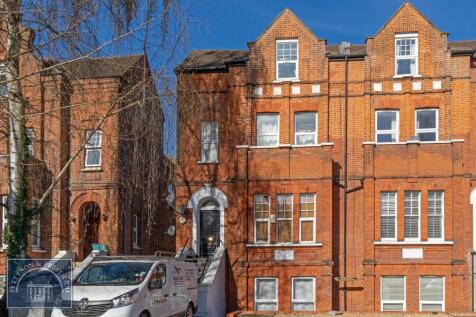 Hermon Hill, Wanstead 2 bed flat for sale