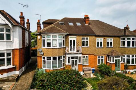 Redbridge Lane West, Wanstead 4 bed maisonette for sale