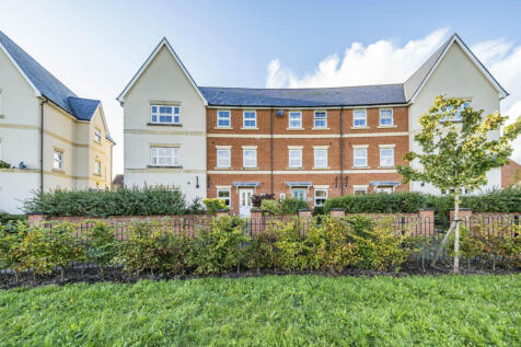 4 bedroom town house for sale