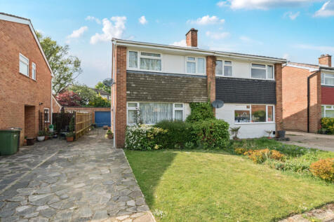 Ashley Gardens, Chandler's Ford... 3 bed semi