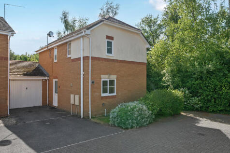 Tomkyns Close, Chandler's Ford... 3 bed link detached house for sale
