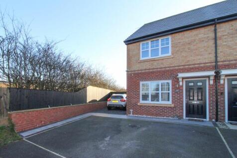 2 bedroom semi-detached house for sale