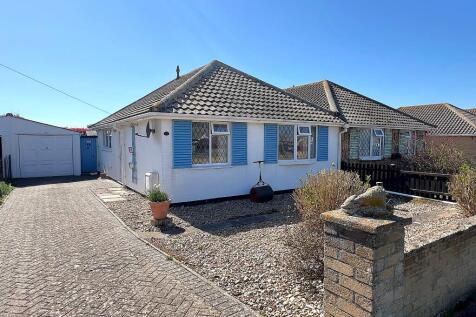 2 bedroom semi-detached bungalow for sale