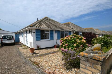 2 bedroom semi-detached bungalow for sale