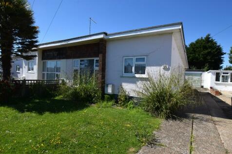 2 bedroom semi-detached bungalow for sale