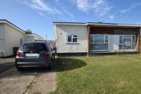 2 bedroom semi-detached bungalow for sale