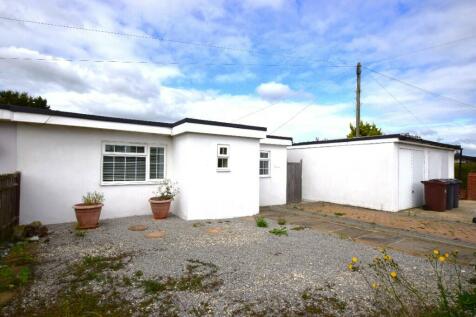 2 bedroom semi-detached bungalow for sale