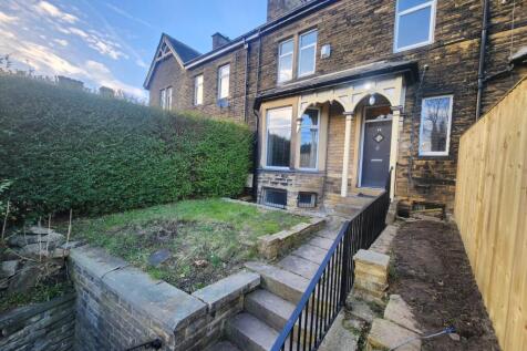 Pearson Lane, BD9 6BL 4 bed terraced house for sale