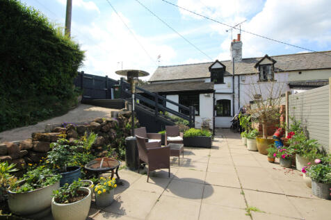 Blue Cap Cottages, Chester Road... 2 bed cottage for sale