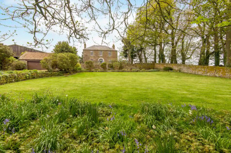 5 bedroom farm house for sale