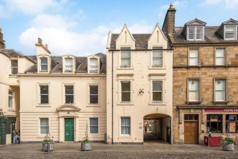 3 bedroom flat for sale