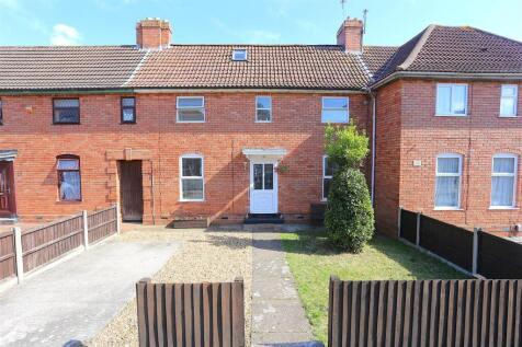 4 bedroom terraced house for sale