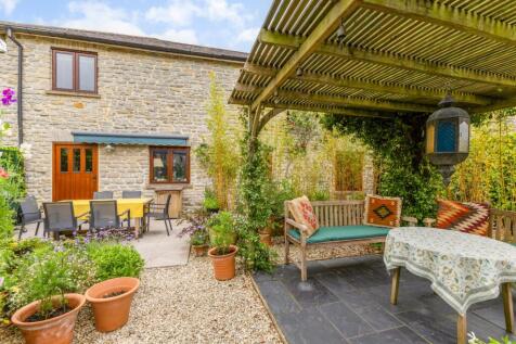 Pylle between Wells and Castle Cary 3 bed detached house for sale