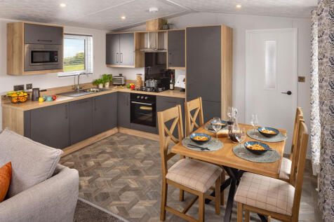 2 bedroom lodge for sale
