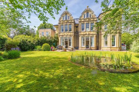 Bowerwood Road, Fordingbridge SP6 2 bed apartment for sale