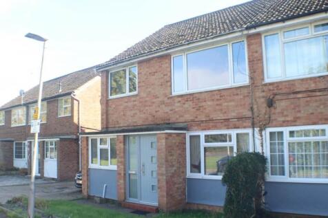 2 bedroom maisonette for sale