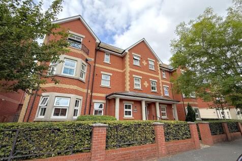 Kirtleton Avenue, Weymouth 2 bed flat for sale