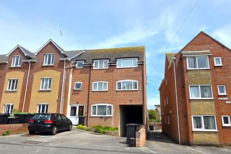 8 Kirtleton Avenue, Weymouth 1 bed ground floor flat for sale
