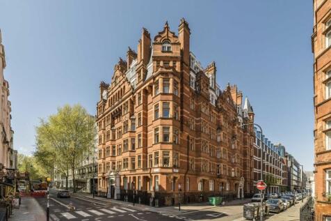 Torrington Place, London WC1E 4 bed flat for sale
