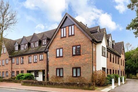 Coulsdon Road, Coulsdon, CR5 1EA 1 bed ground floor flat for sale