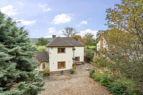 Pitminster, 0.25 Acre 4 bed detached house for sale