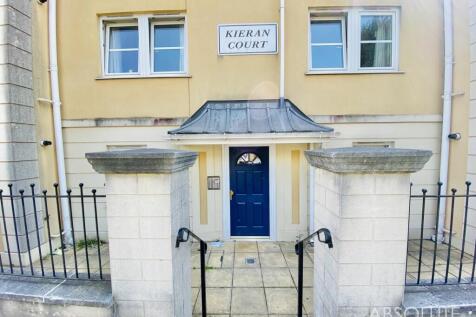 Upton Road, 13 Kieran Court, TQ1 1 bed flat for sale