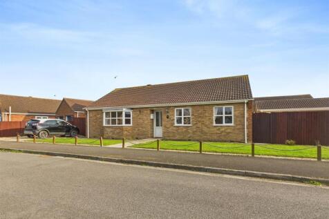 Campling Way, Trusthorpe LN12 3 bed detached bungalow for sale
