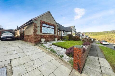 2 bedroom semi-detached bungalow for sale