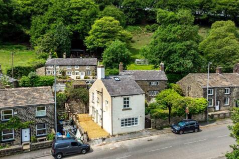 Lumb Carr Road, Holcombe 3 bed detached house for sale