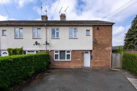 1 bedroom ground floor flat for sale