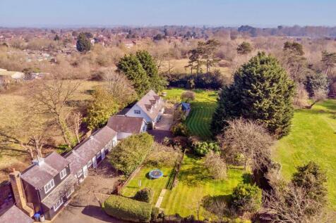 Wood Lane, Iver SL0 9 bed detached house for sale