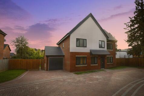 5 bedroom detached house for sale