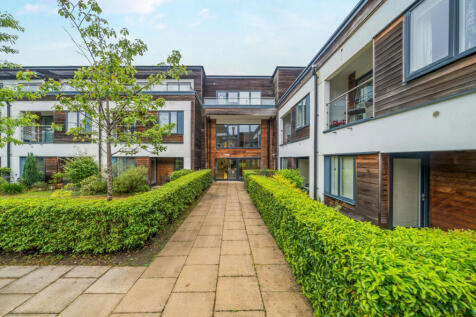 Wispers Lane, Haslemere, Surrey, GU27 2 bed retirement property for sale