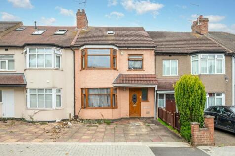 Kenwyn Drive, Gladstone Park, London... 4 bed semi