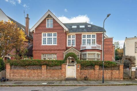 Heathfield Park, Willesden, London, NW2 2 bed flat for sale