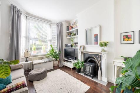 Rucklidge Avenue, Harlesden, London... 1 bed flat for sale