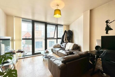 1 bedroom flat for sale