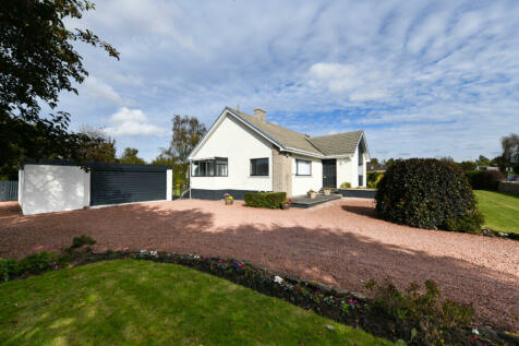 4 bedroom detached bungalow for sale