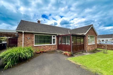 4 bedroom detached bungalow for sale